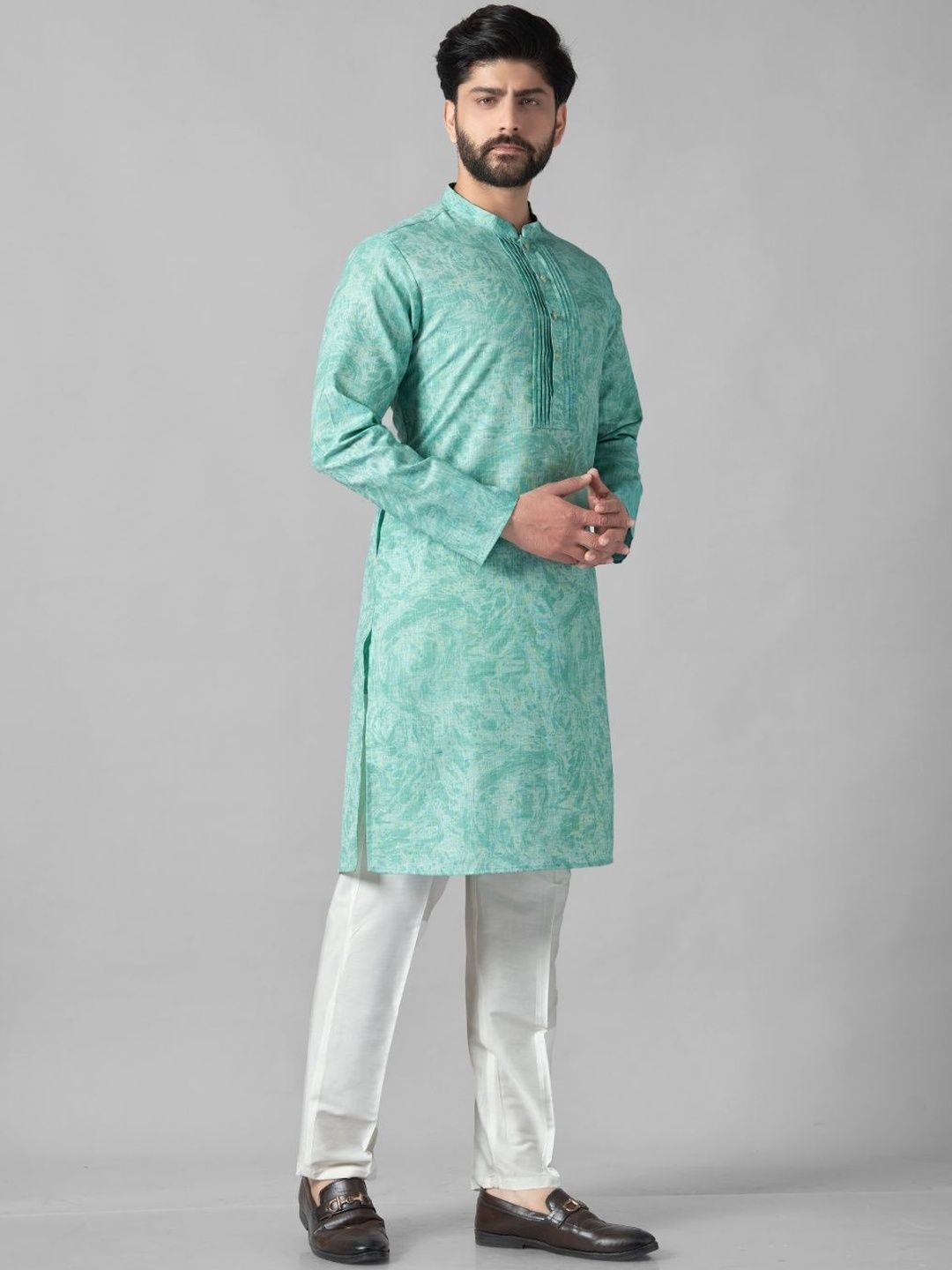 Men Ethnic Motifs Printed Regular Pure Cotton Kurta with Trousers