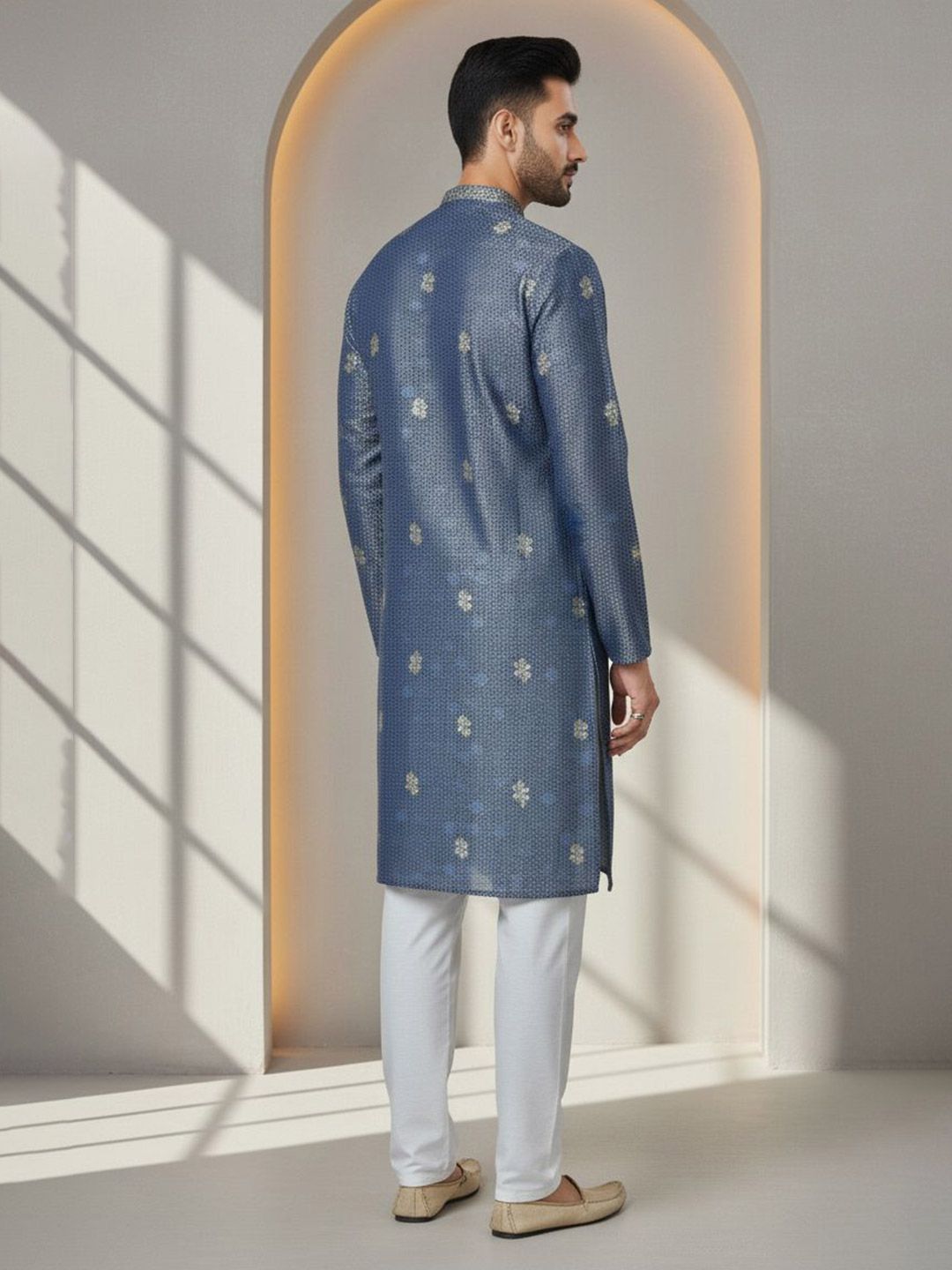 Men Thread Work Kurta
