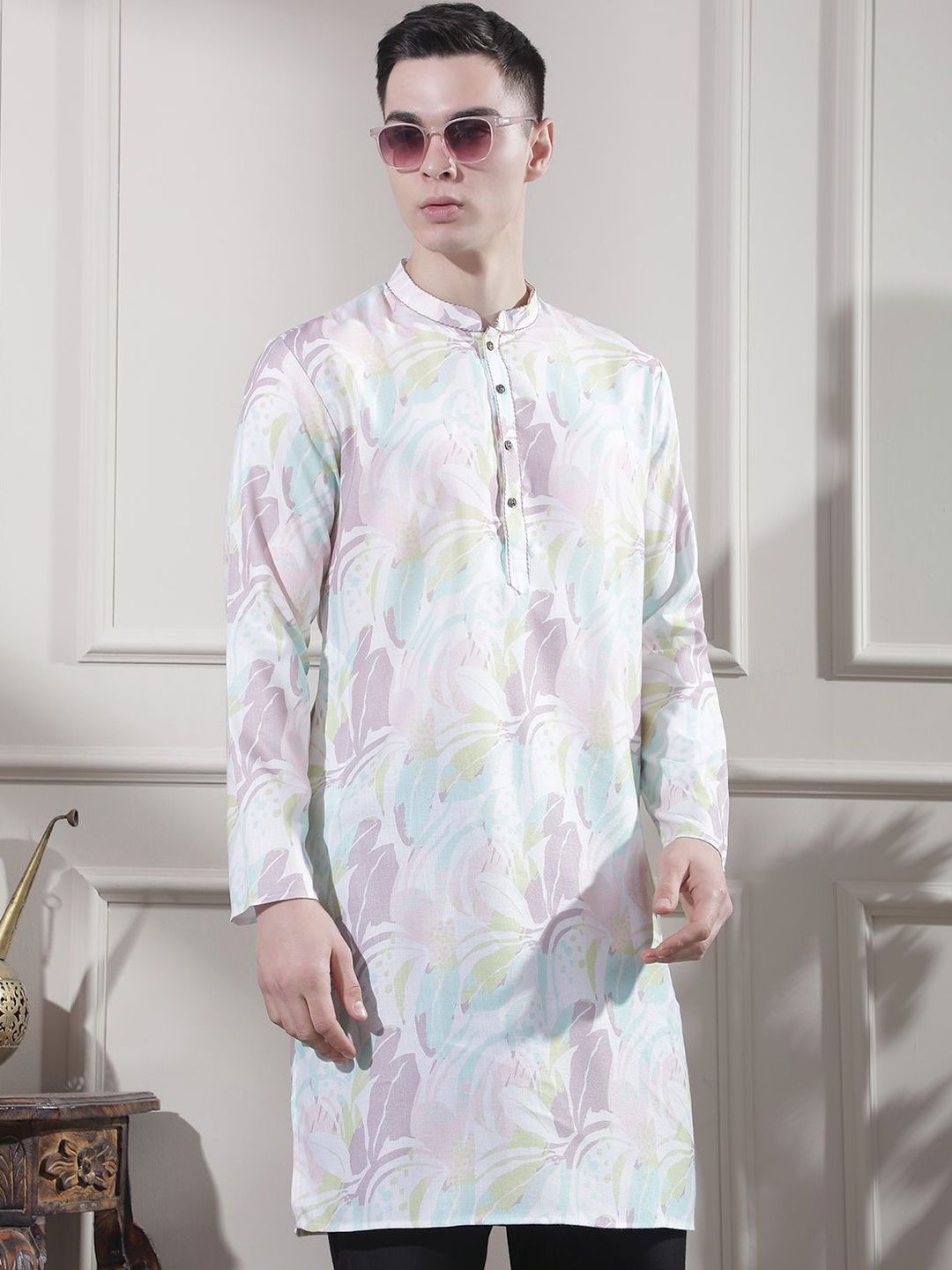 Floral Printed Mandarin Collar Kurta