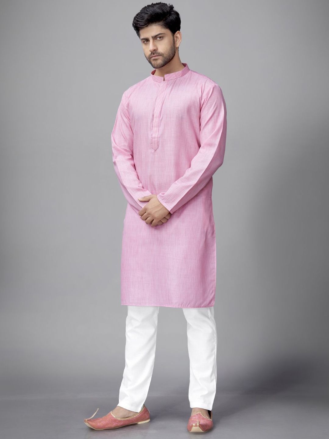 Men Mandarin Collar Long Sleeves Straight Kurta with Pyjamas