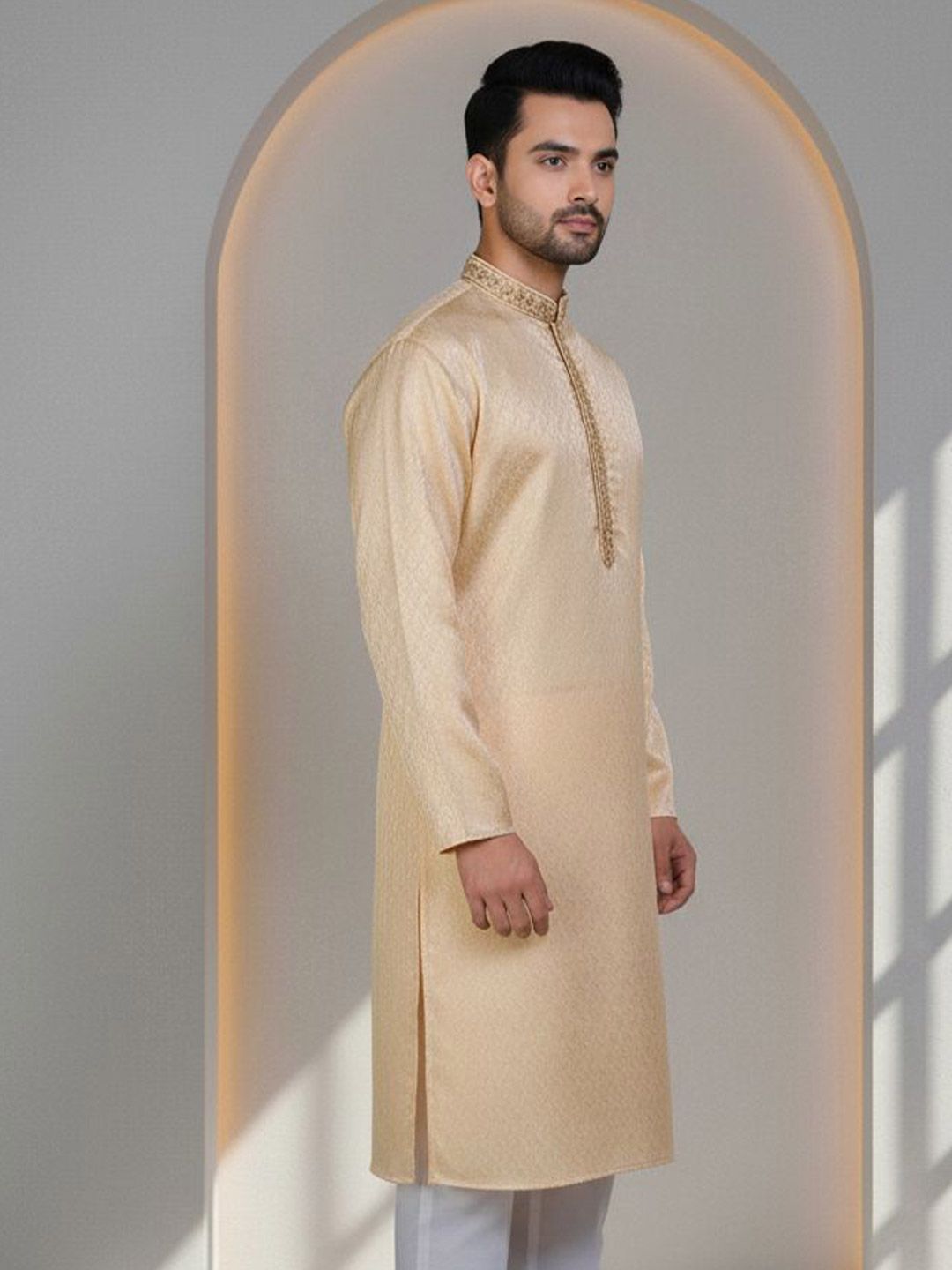 Men Thread Work Kurta