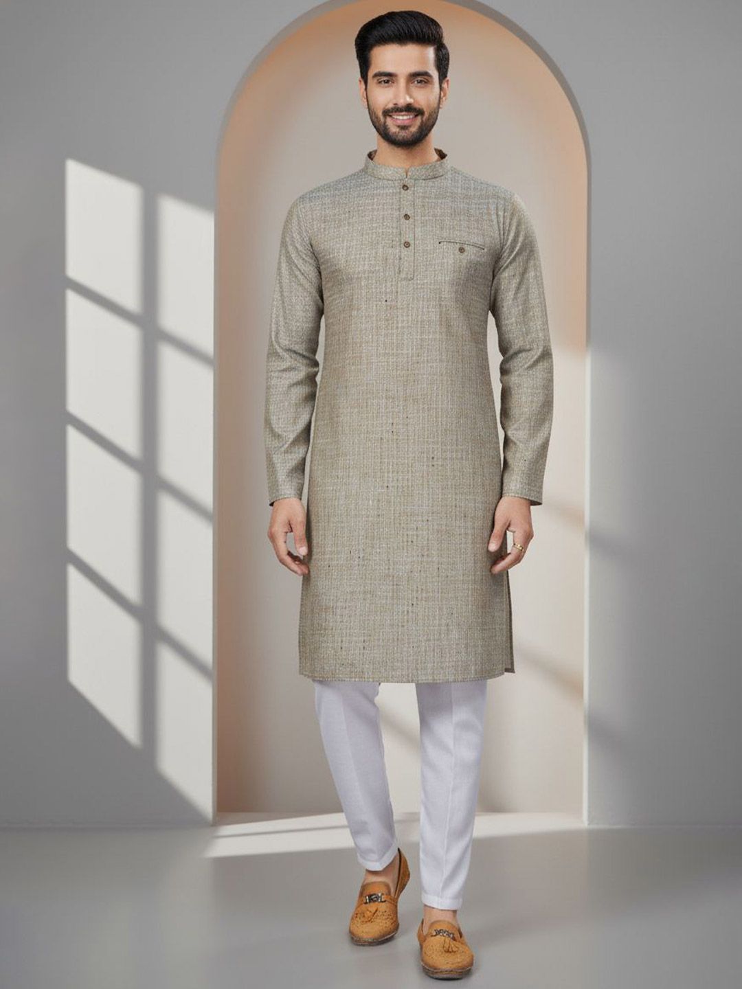 Men Thread Work Kurta