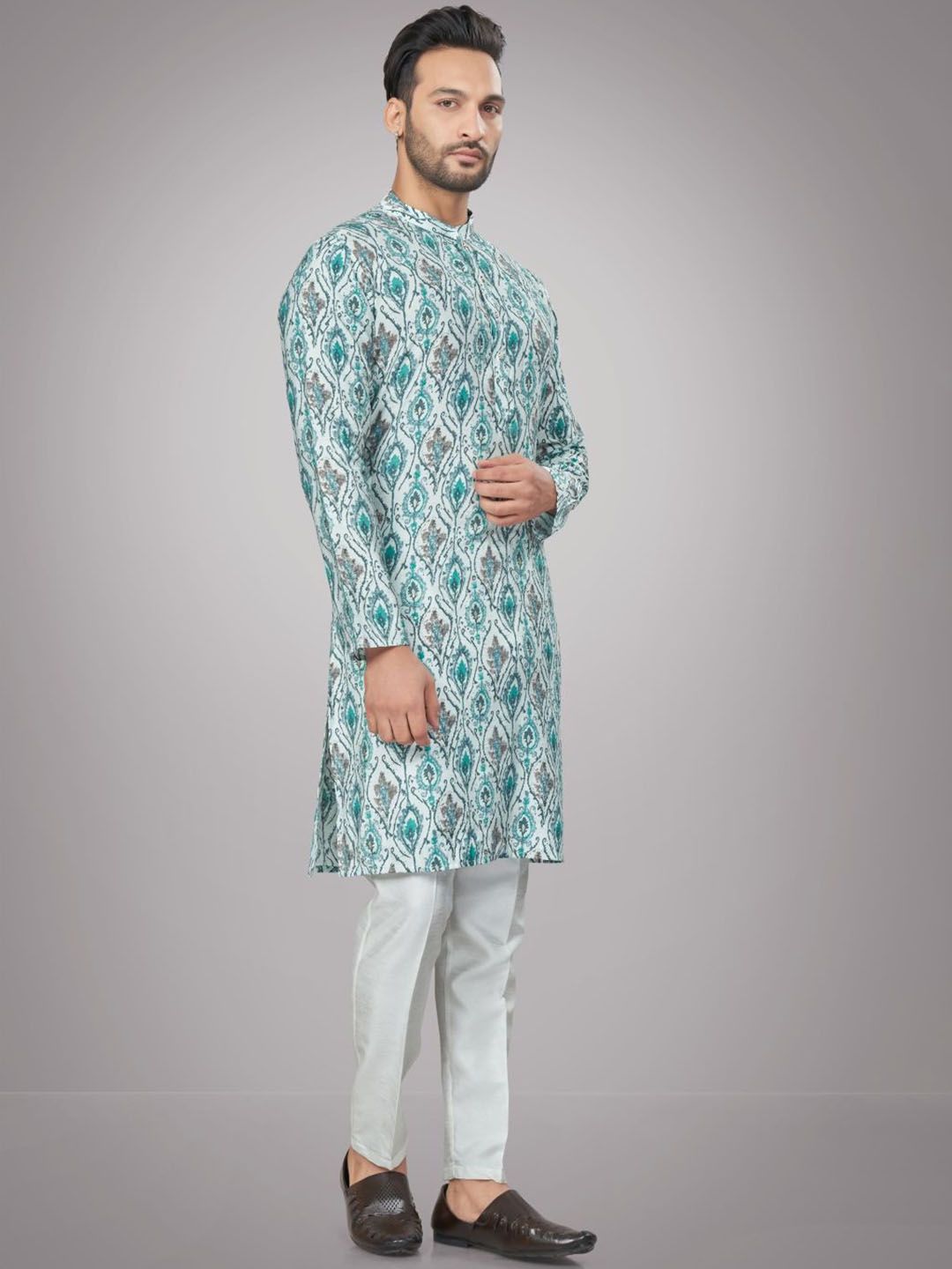 Men Floral Printed Mandarin Collar Regular Kurta with Pyjamas