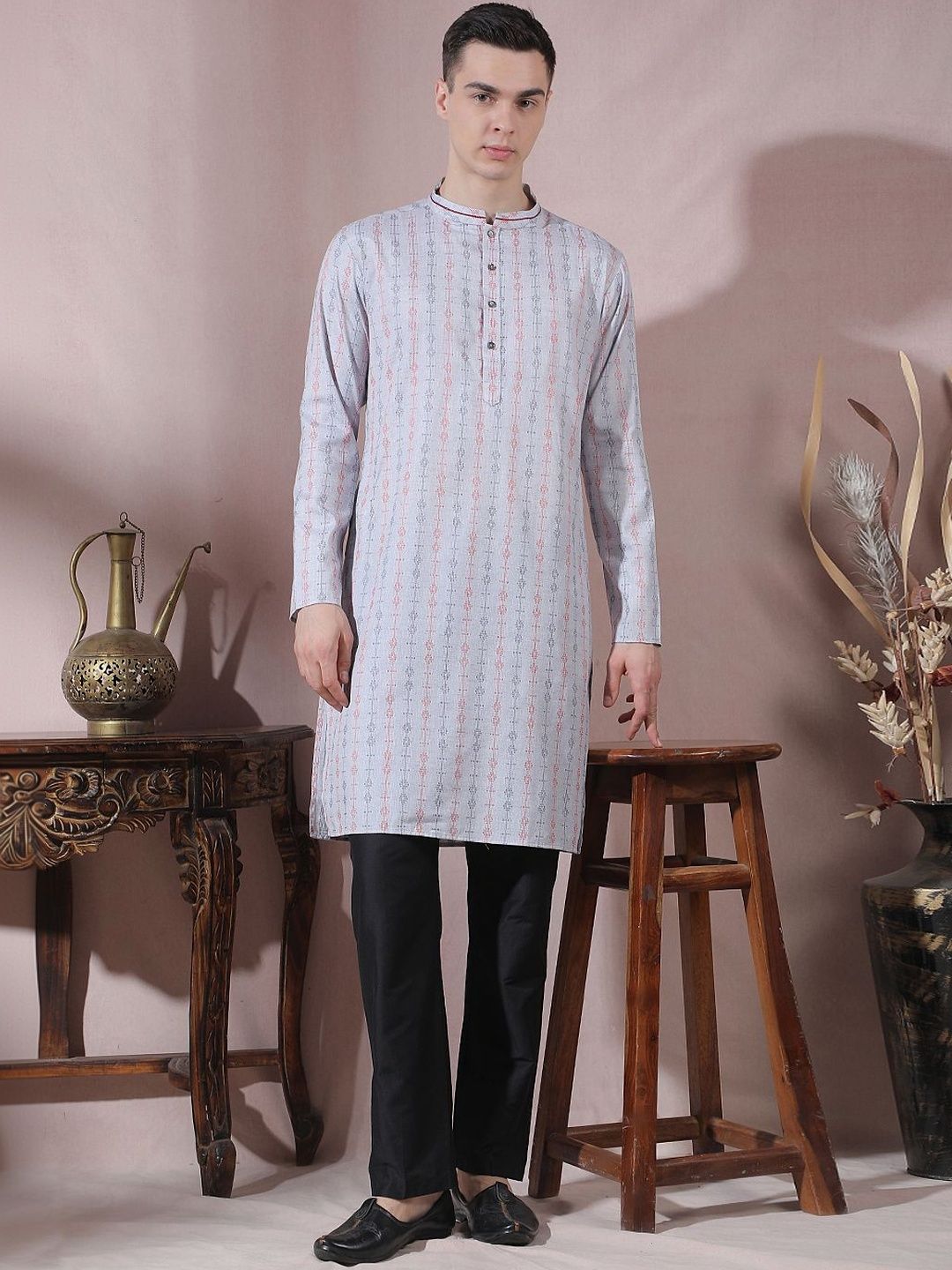 Men Printed Regular Kurta with Trousers