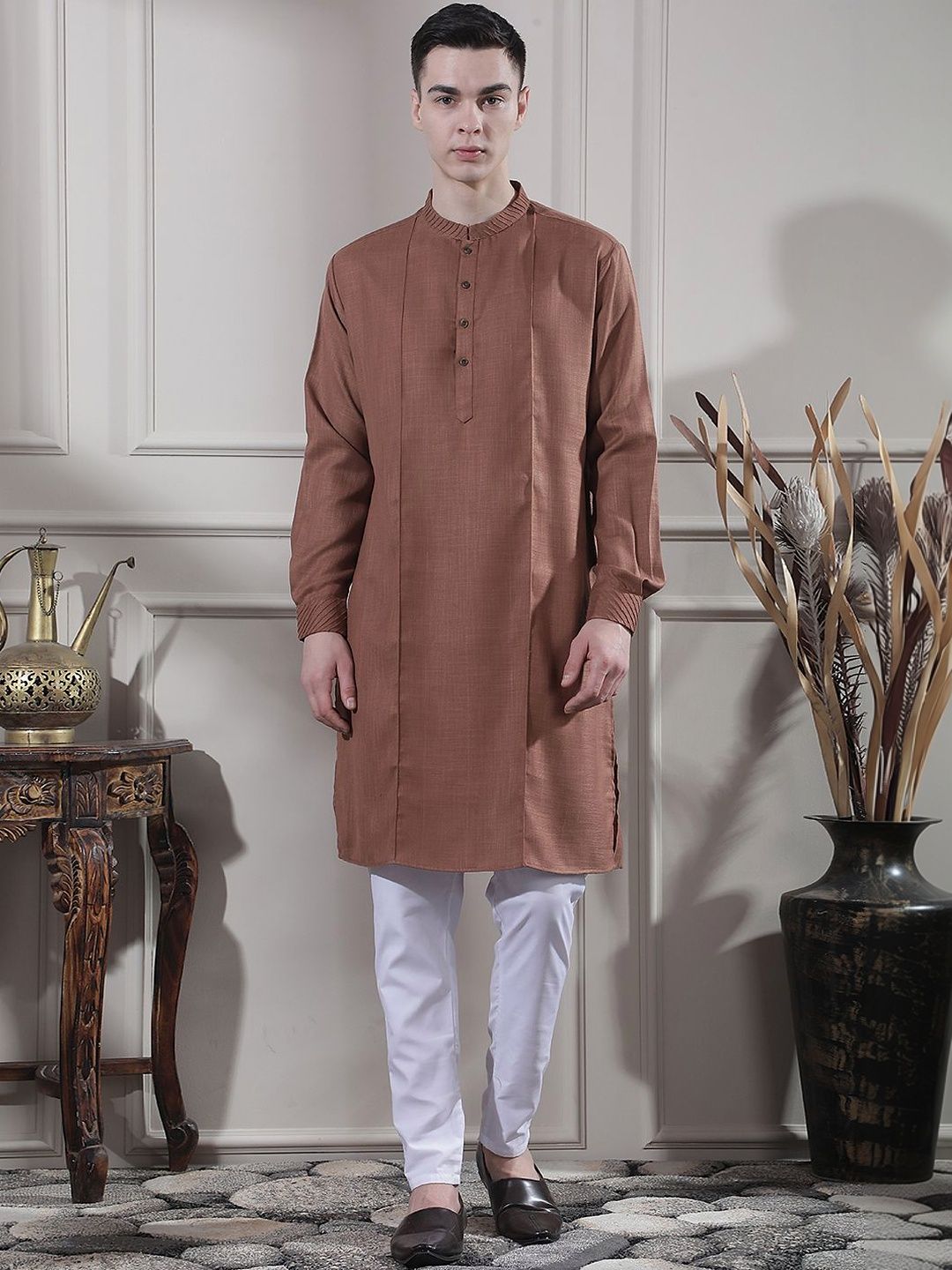 Men Regular Kurta with Churidar