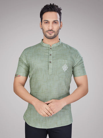 Men Woven Design Mandairan Collar Kurta