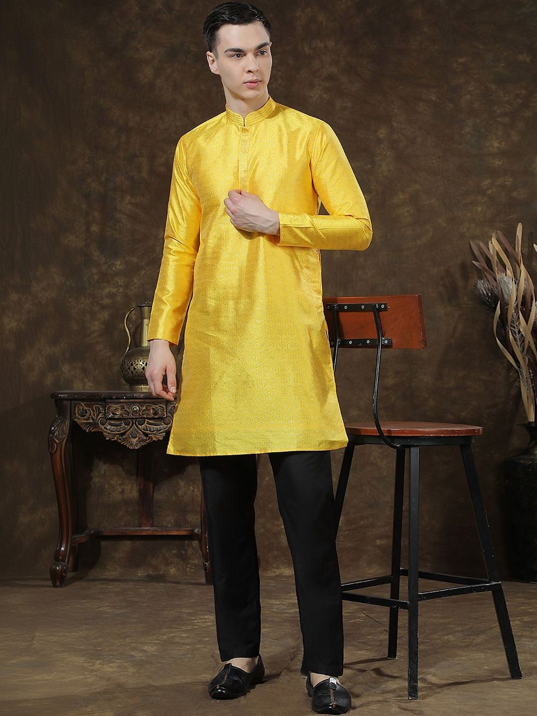 Men Regular Kurta with Trousers