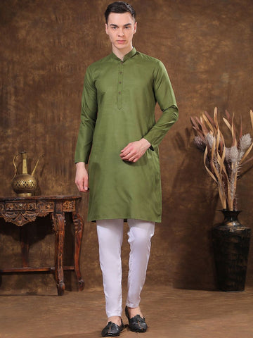 Men Regular Kurta with Pyjamas