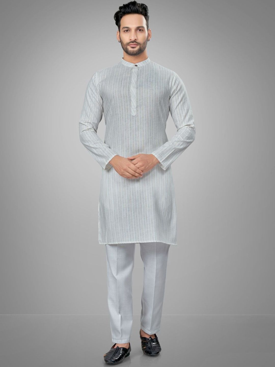Men Striped Mandarin Collar Kurta Set