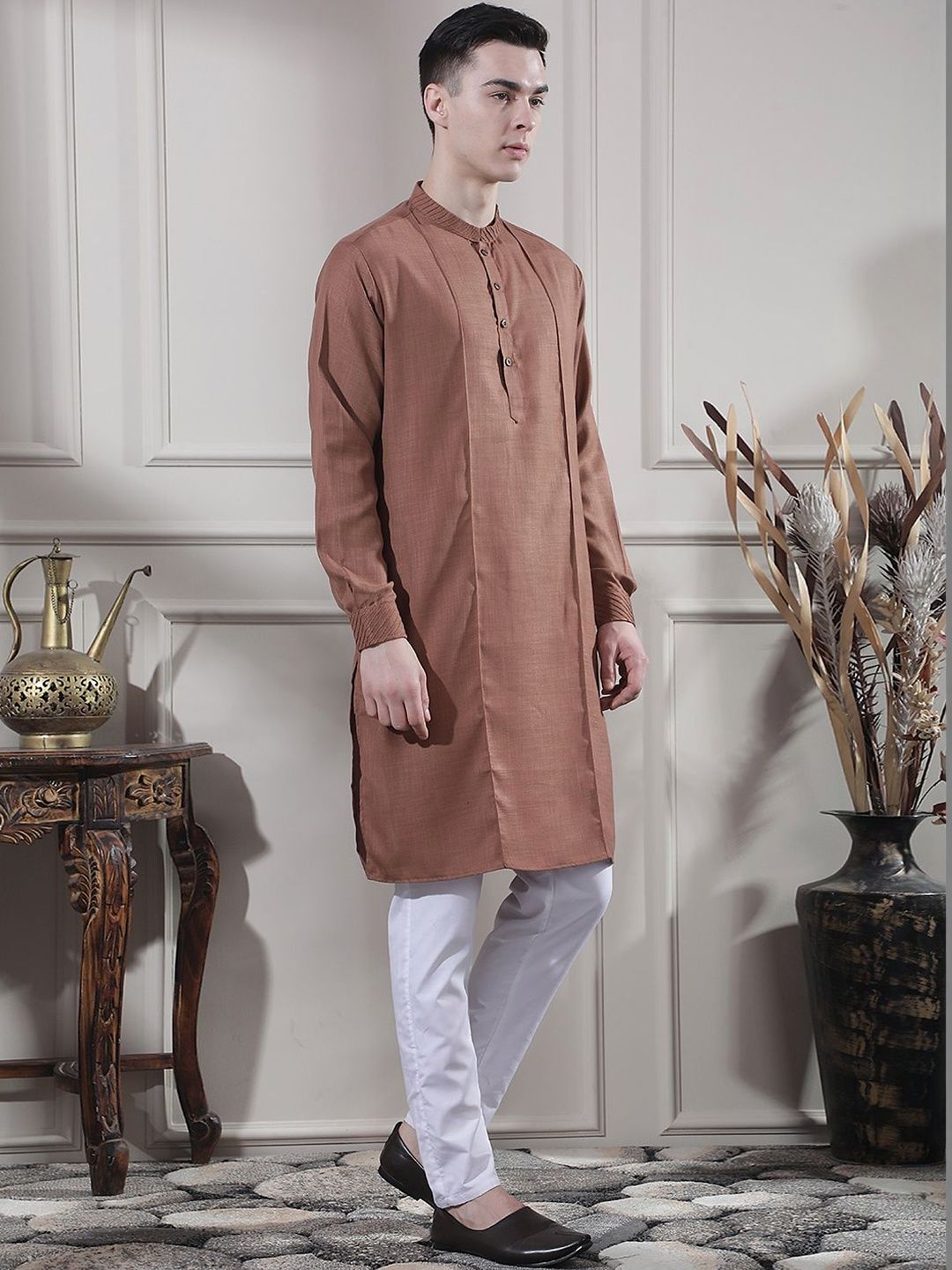 Men Regular Kurta with Churidar
