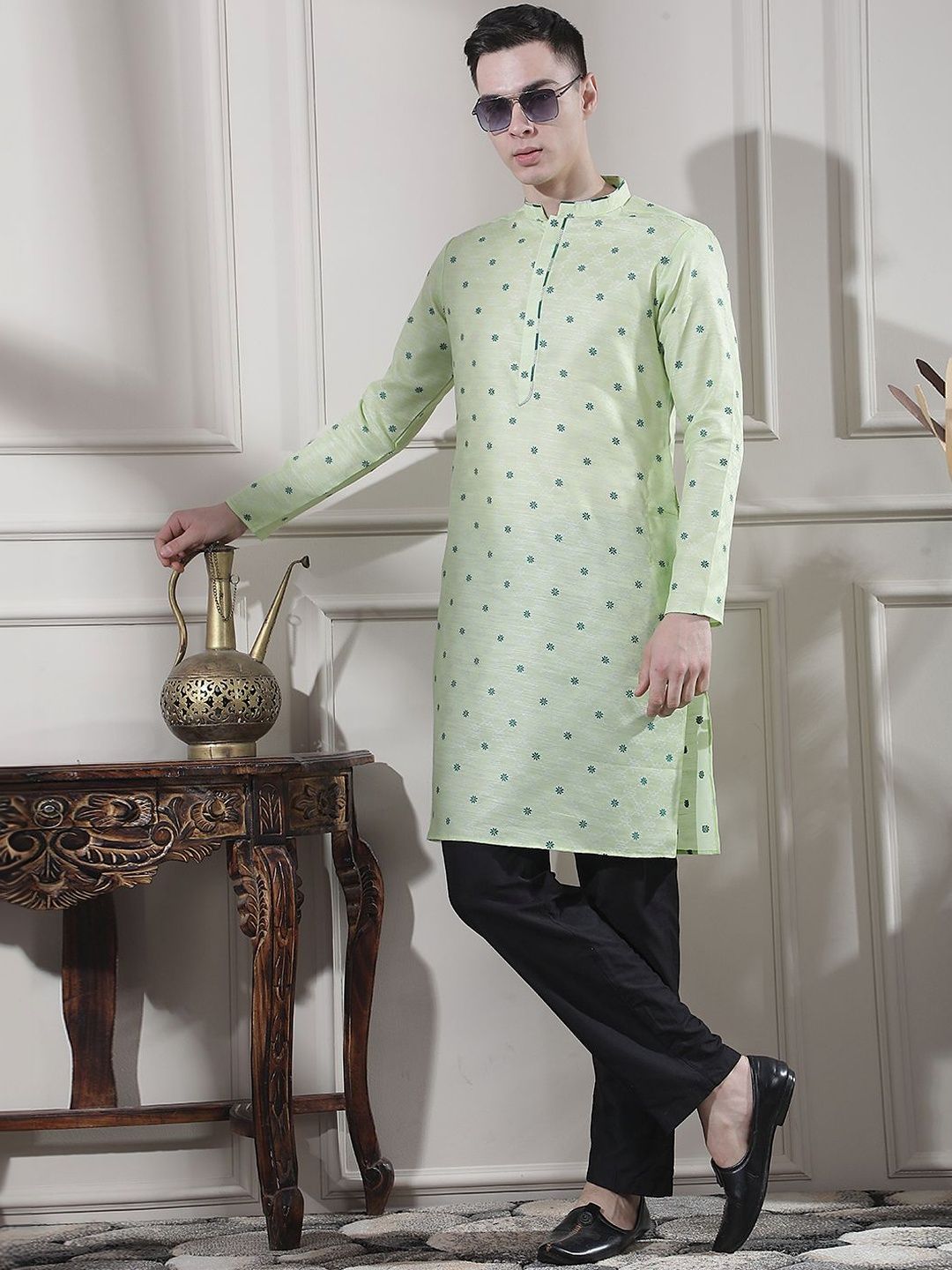 Men Ethnic Motifs Printed Regular Kurta with Trousers