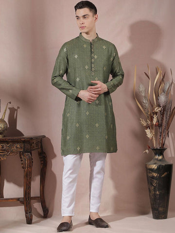 Men Regular Kurta with Pyjamas