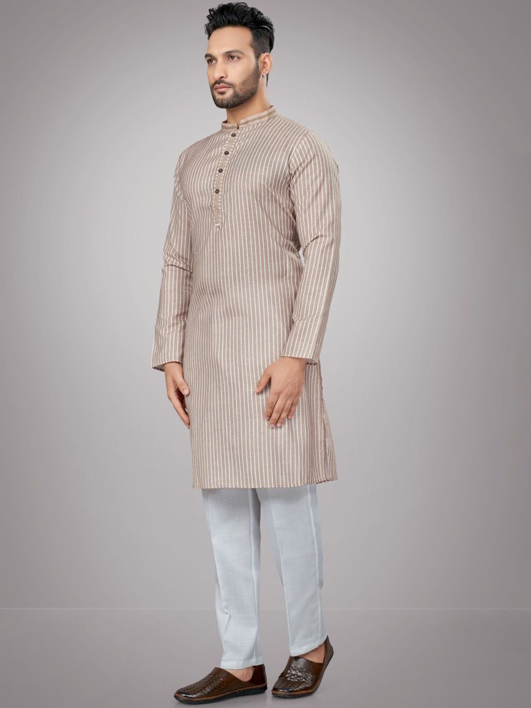 Men Striped Kurta with Pyjamas