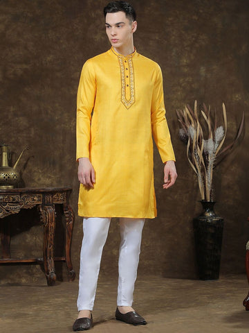 Men Ethnic Motifs Embroidered Regular Thread Work Kurta with Pyjamas