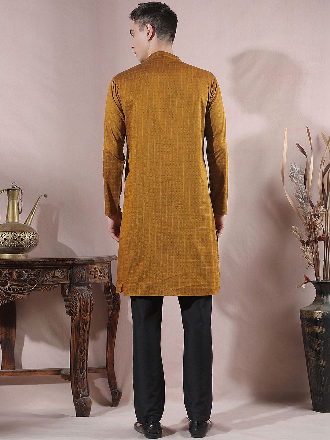 Men Regular Thread Work Kurta with Trousers