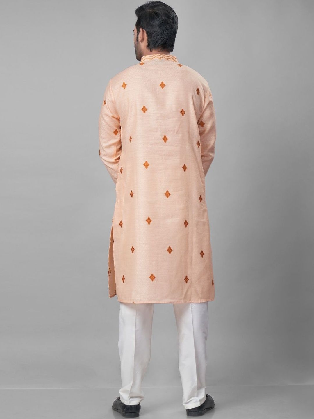 Men Ethnic Motifs Embroidered Regular Thread Work Kurta with Pyjamas