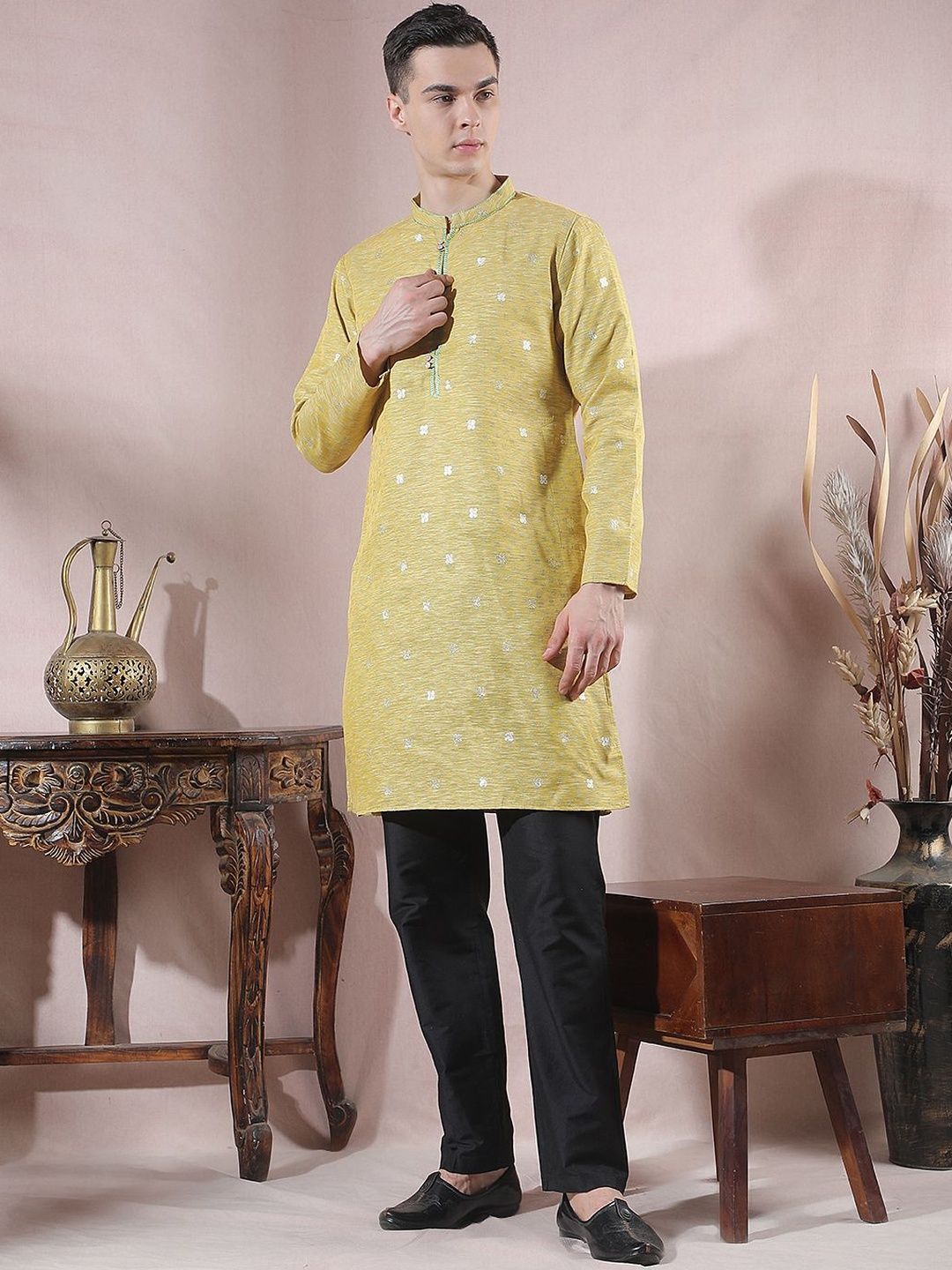 Men Ethnic Motifs Regular Kurta with Trousers