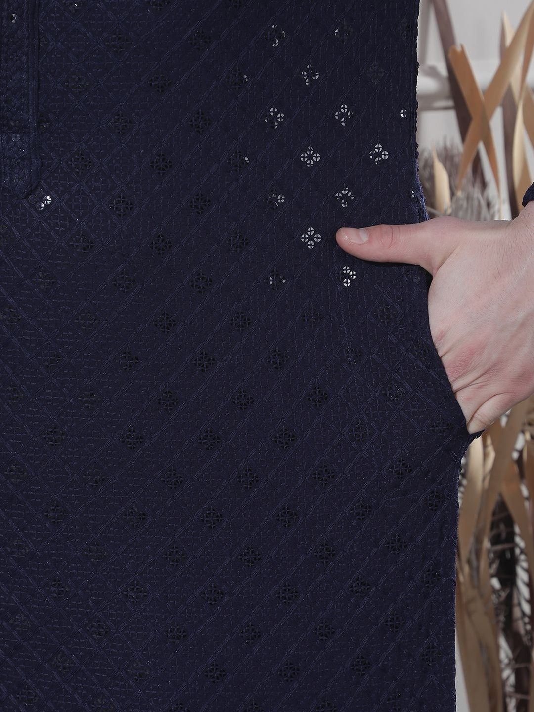 Men Embroidered Kurta