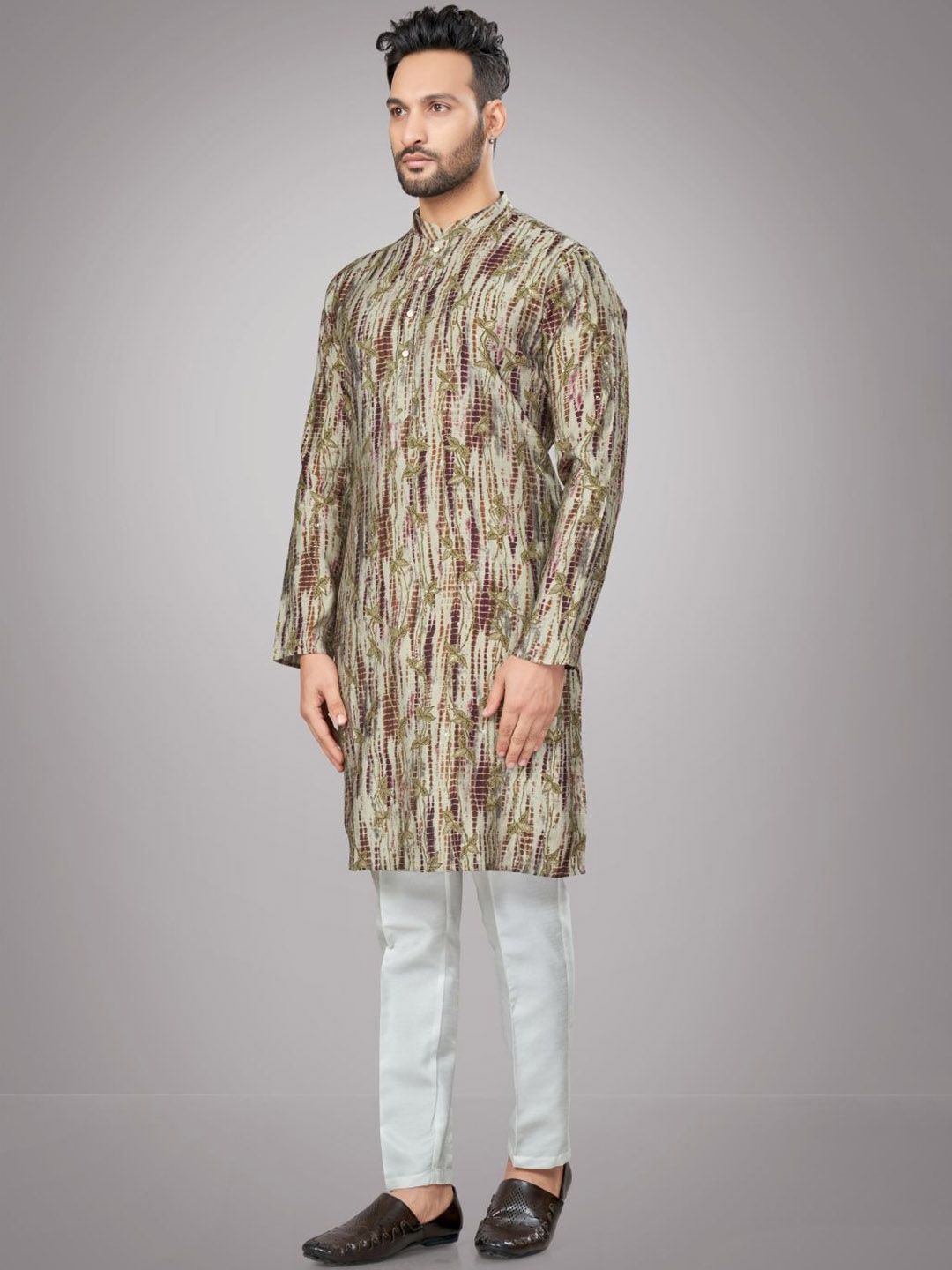 Men Ethnic Motifs Printed Kurta with Pyjamas
