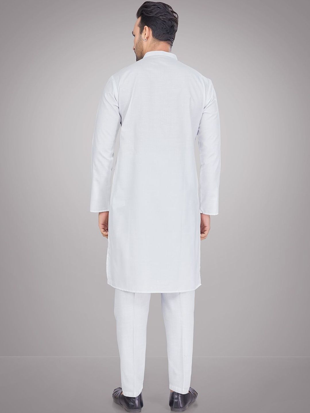 Men Regular Thread Work Kurta with Pyjamas