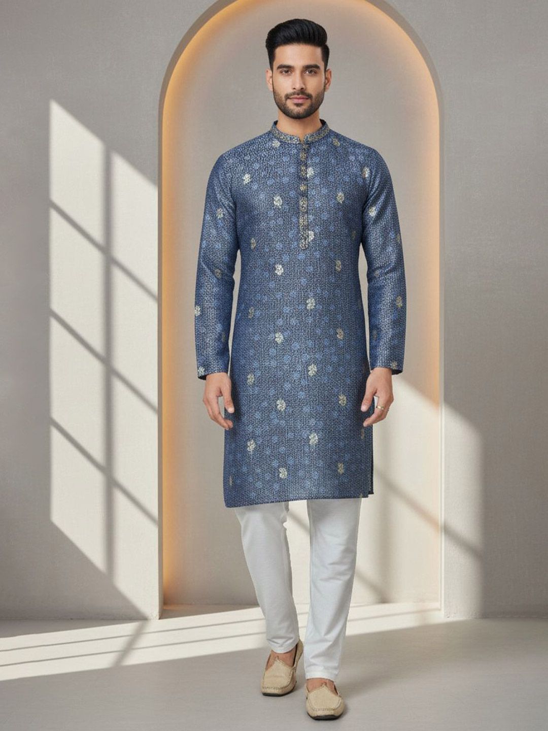 Men Thread Work Kurta