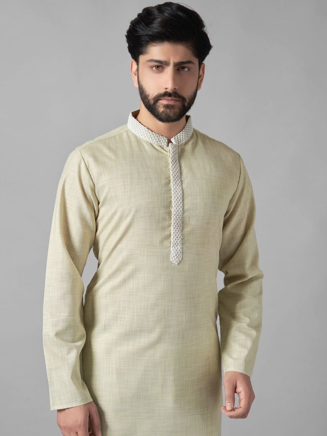 Men Textured Kurta with Pyjamas