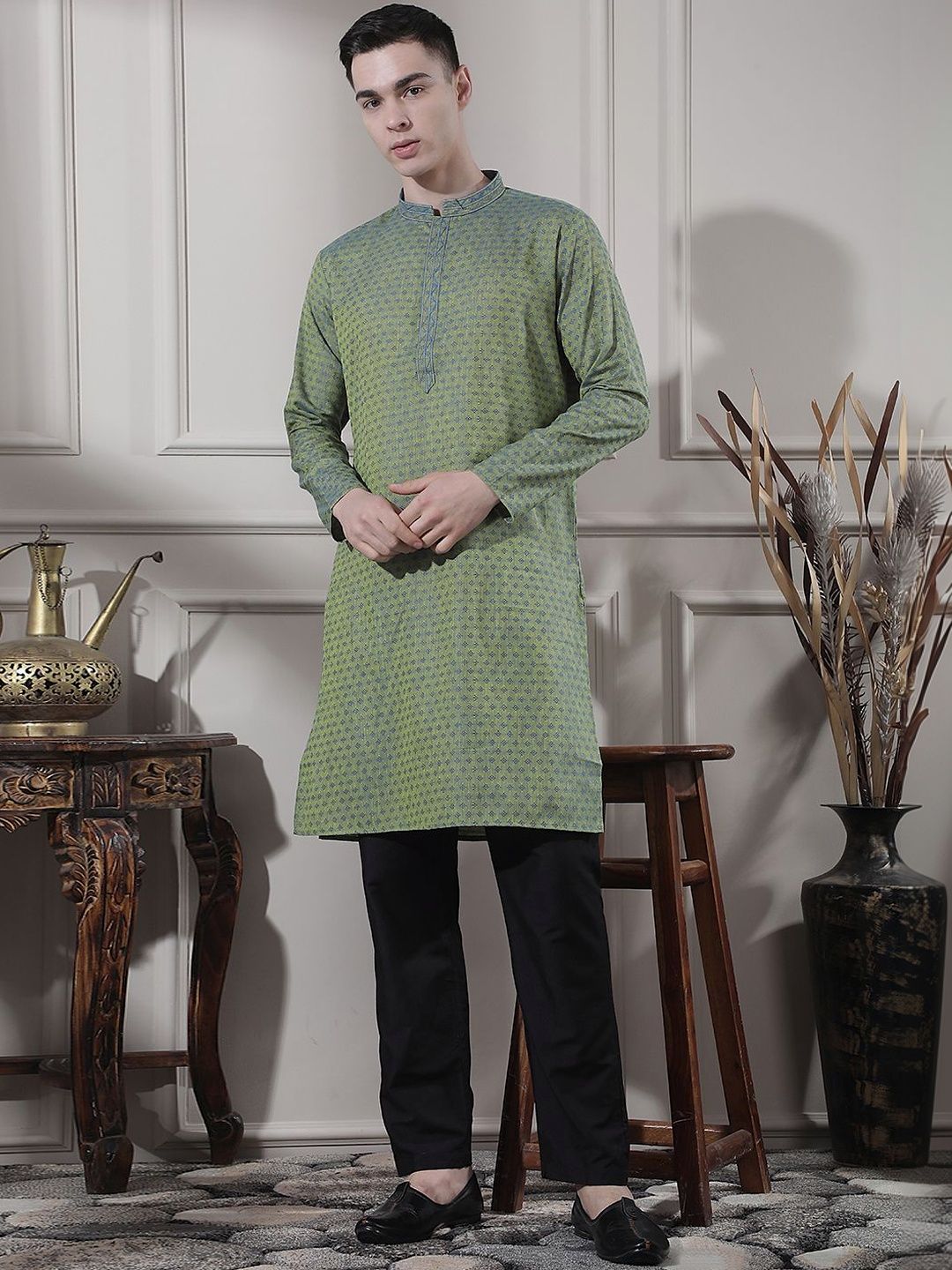 Men Printed Regular Thread Work Kurta with Trousers