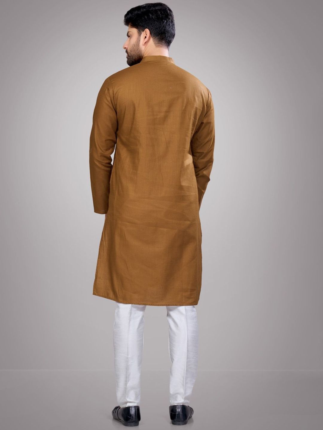 Men Regular Kurta with Pyjamas