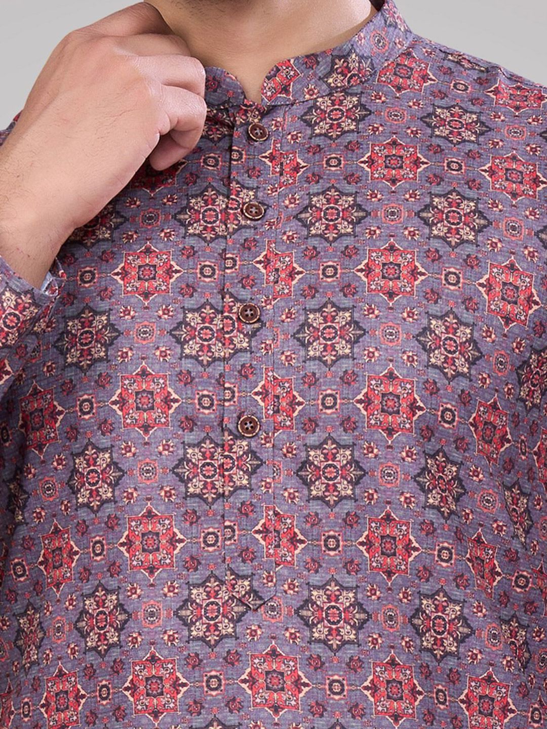 Men Geometric Thread Work Kurta
