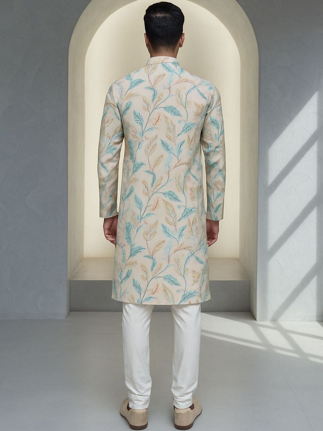 Men Floral Printed Regular Thread Work Kurta with Churidar