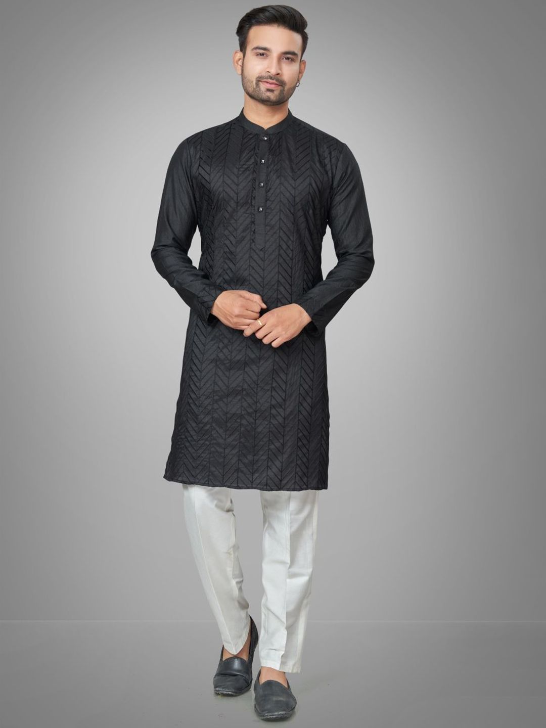 Men Regular Kurta with Pyjama