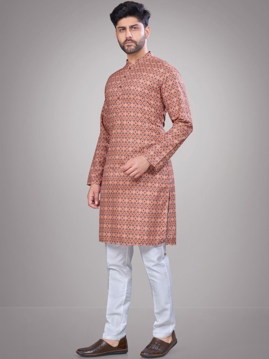 Men Printed Regular Pure Cotton Kurta with Pyjamas