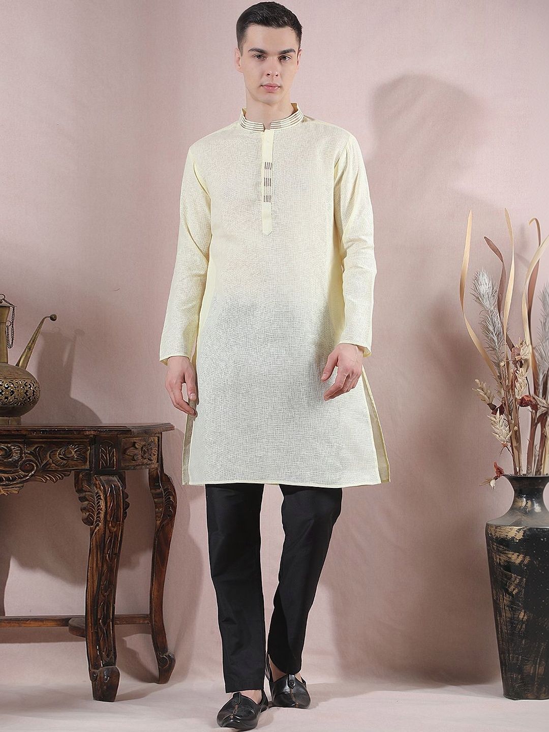 Men Regular Thread Work Kurta with Pyjamas