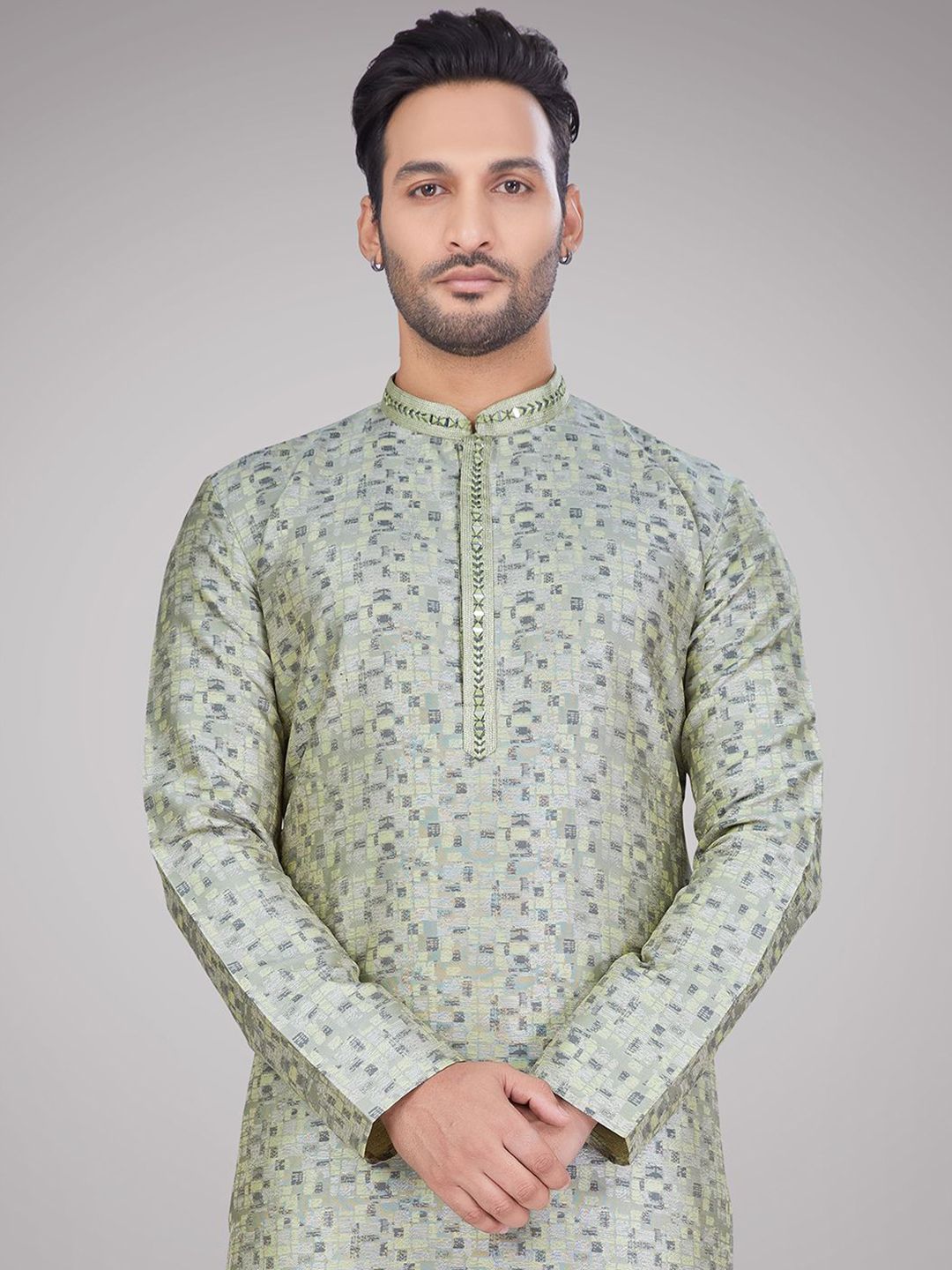 Men Abstract Printed Mandarin Collar Kurta Set