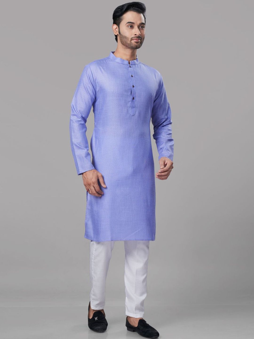 Men Solid Kurta with Pyjamas