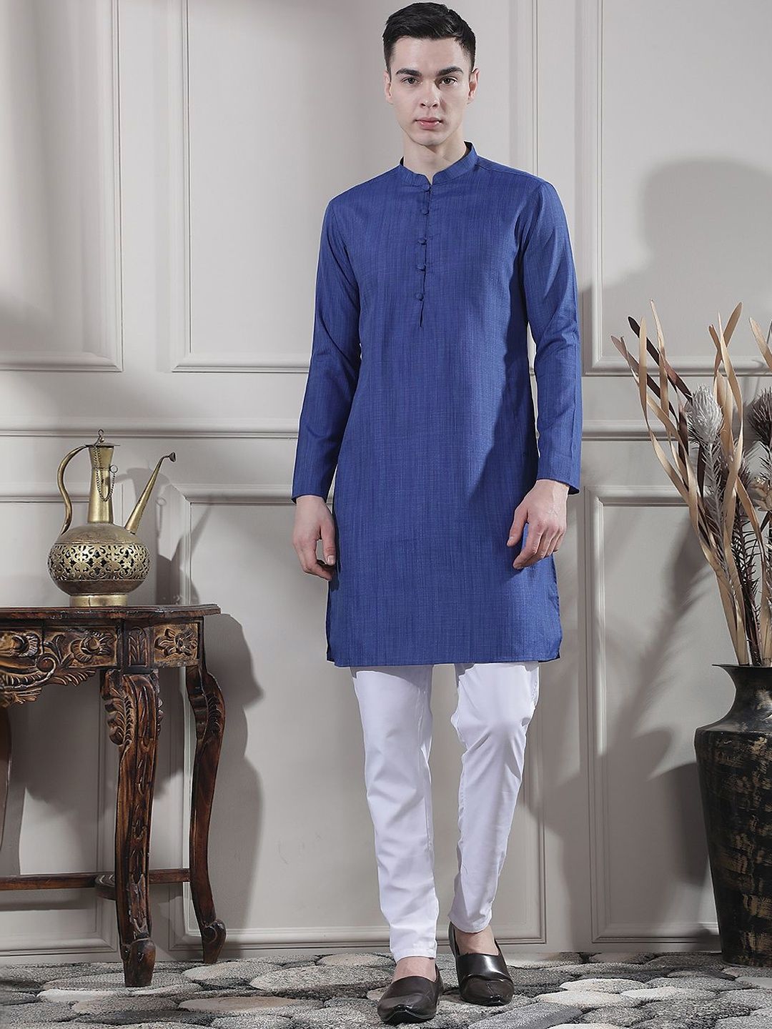 Men Regular Kurta with Pyjamas