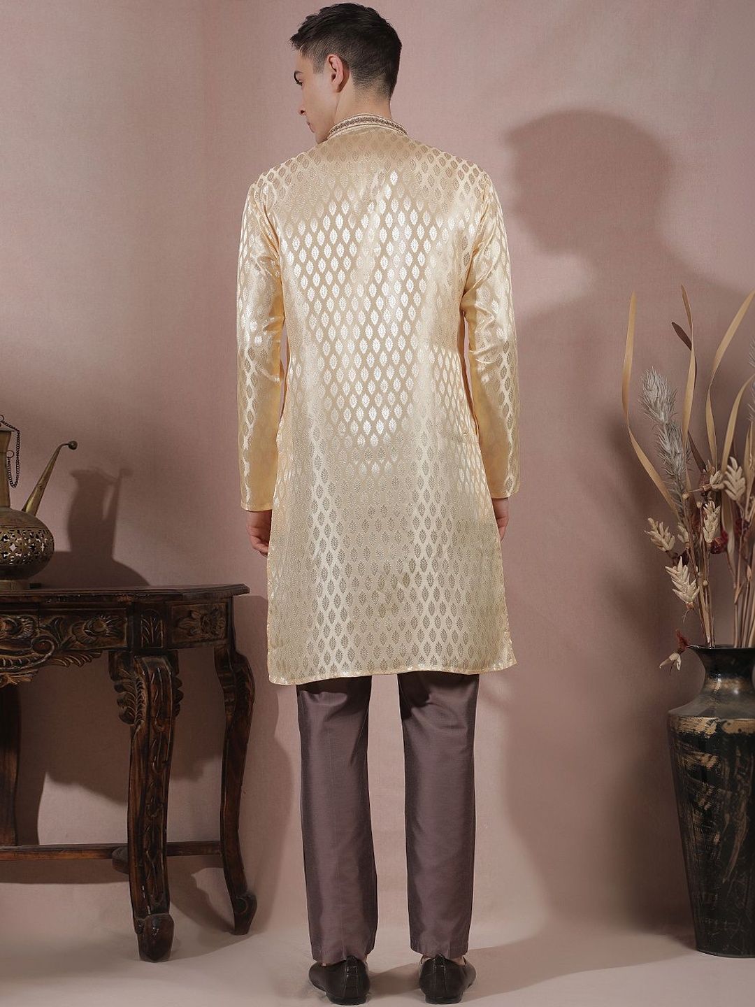 Men Regular Thread Work Kurta with Pyjamas