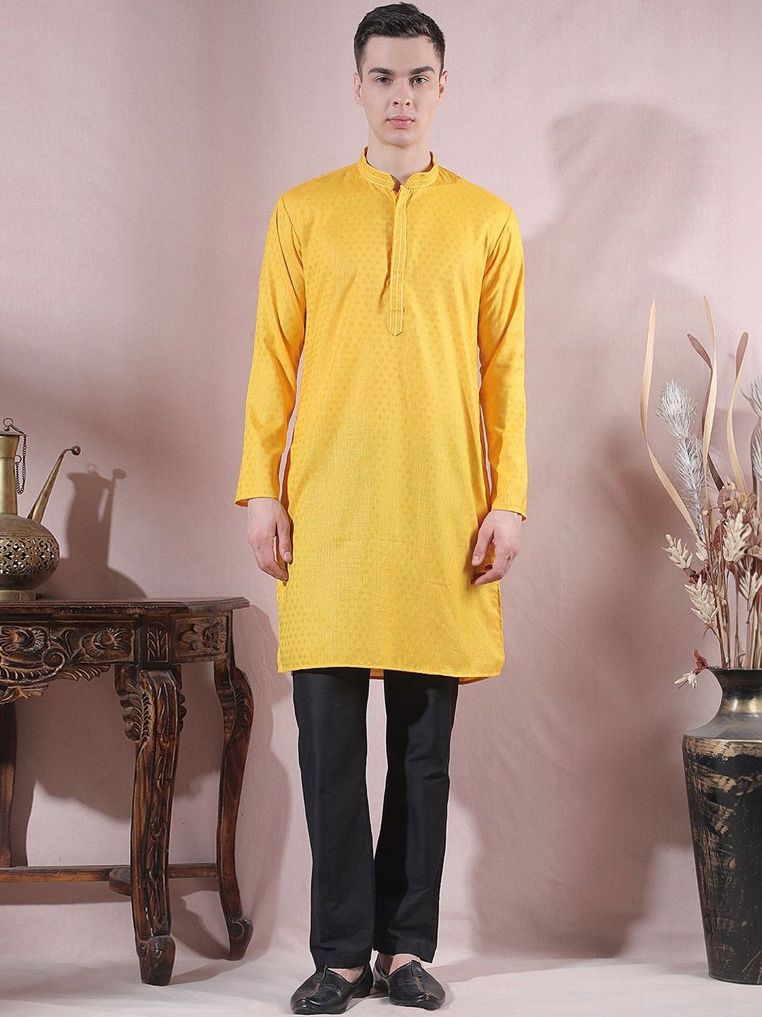 Men Regular Thread Work Kurta with Pyjamas
