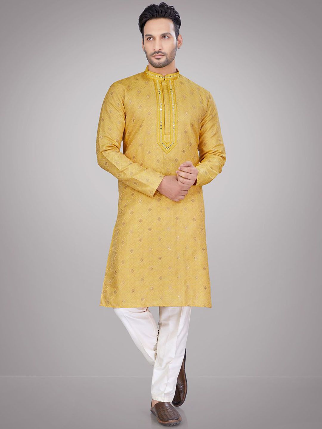 Geometric Embroidered Pure Cotton Mandarin Collar Straight Kurta & Pyjamas