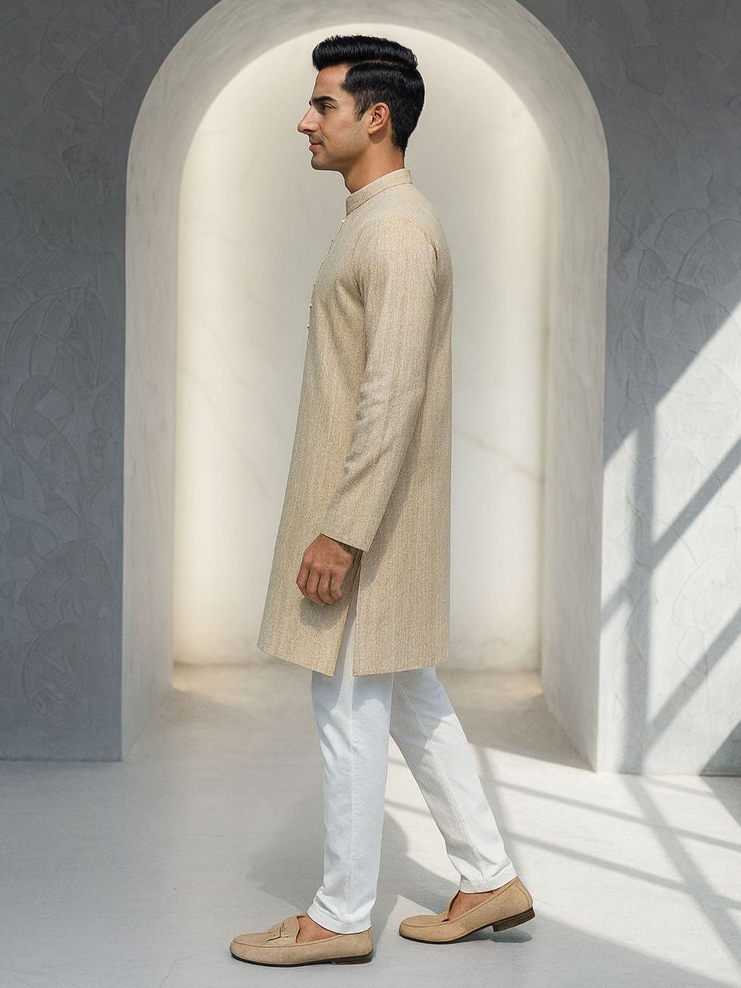 Men Self Design Mandarin Collar Regular Fit Kurta
