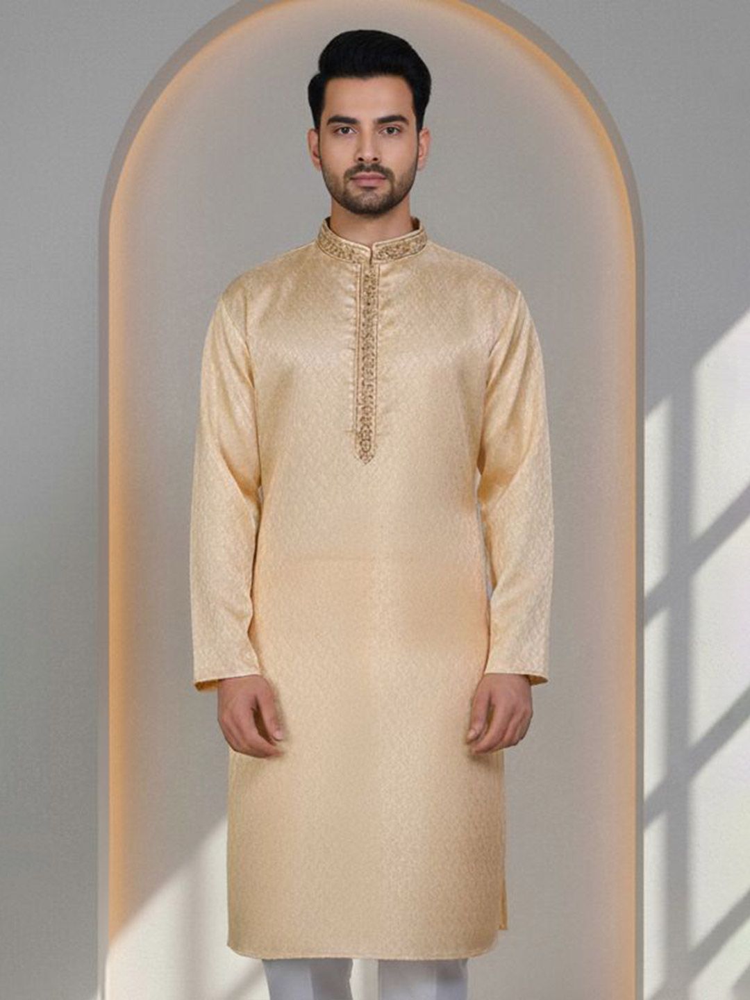Men Thread Work Kurta