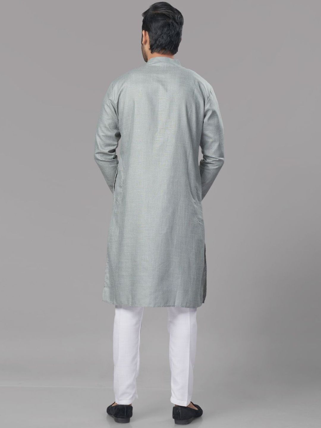 Men Textured Kurta with Pyjamas