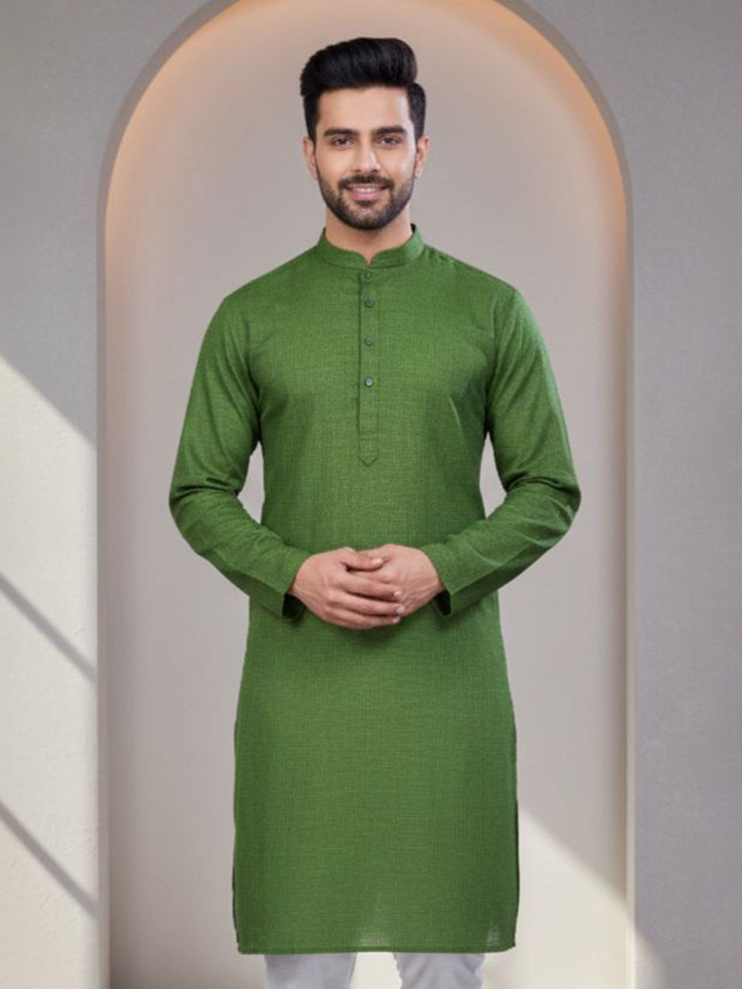 Men Thread Work Kurta
