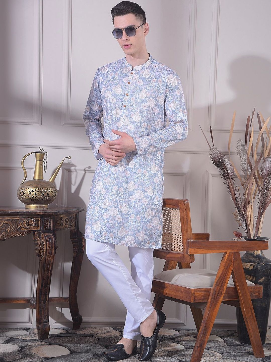 Men Floral Printed Regular Kurta with Pyjamas