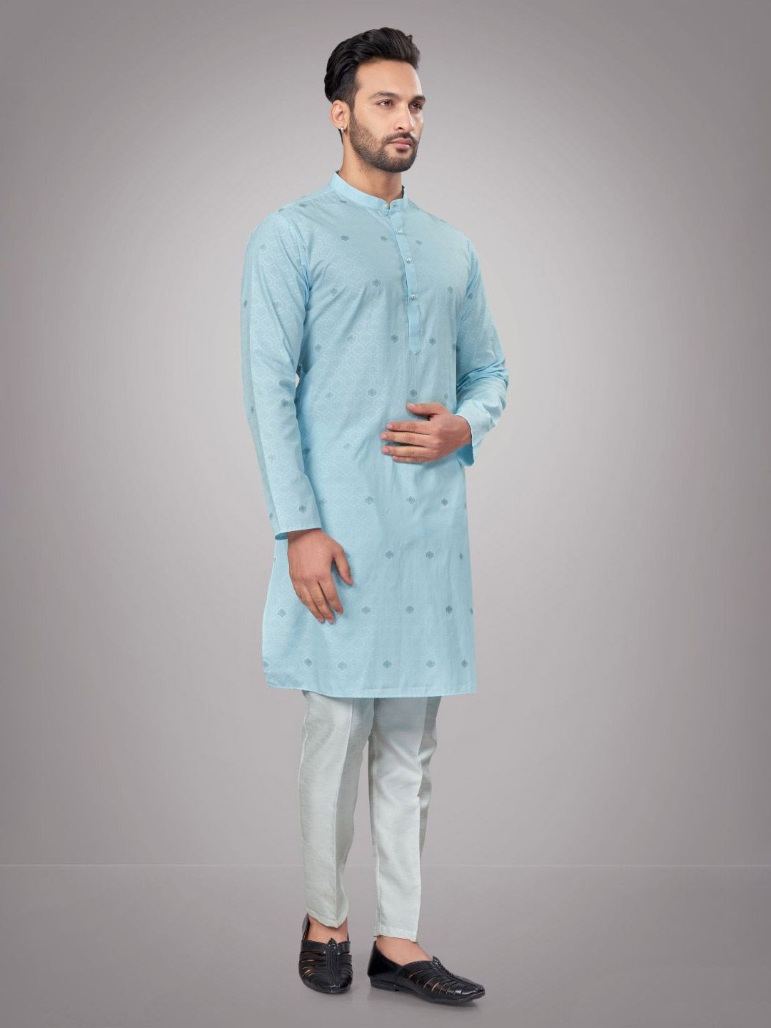 Men Self Design Regular Fit Full Sleeve Straight Kurta