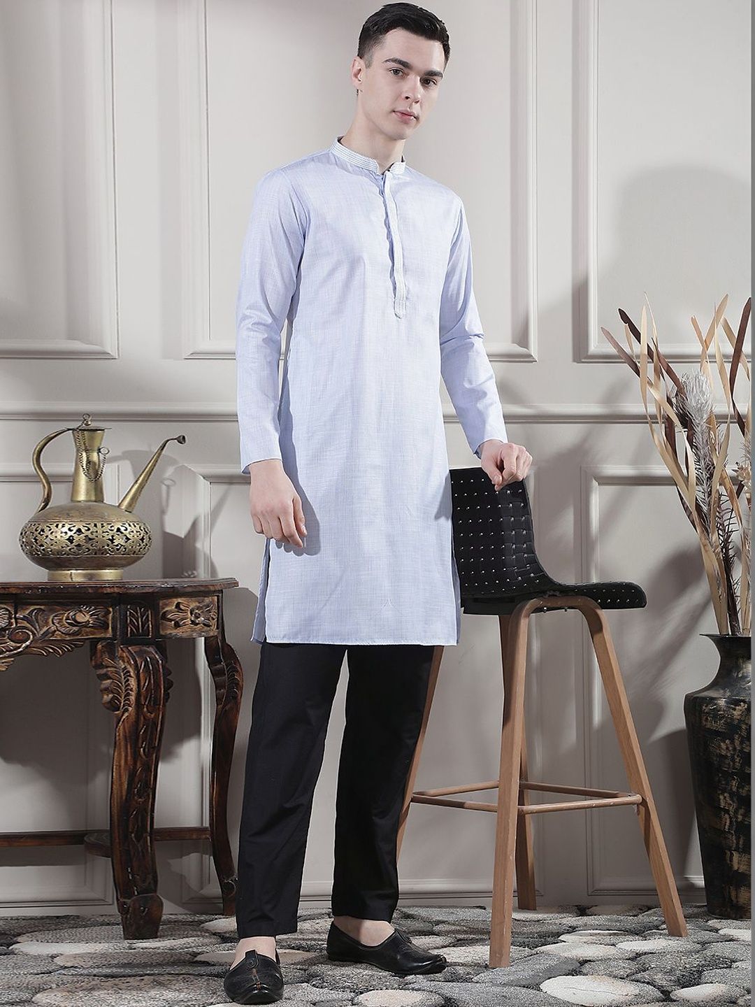 Men Regular Thread Work Kurta with Trousers