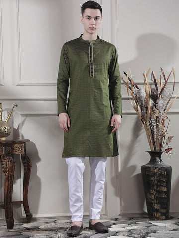Men Regular Thread Work Kurta with Pyjamas