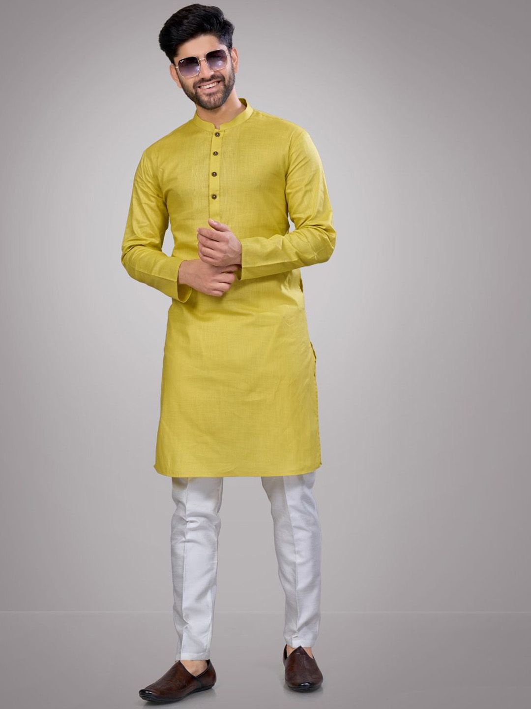 Men Solid Kurta with Pyjamas