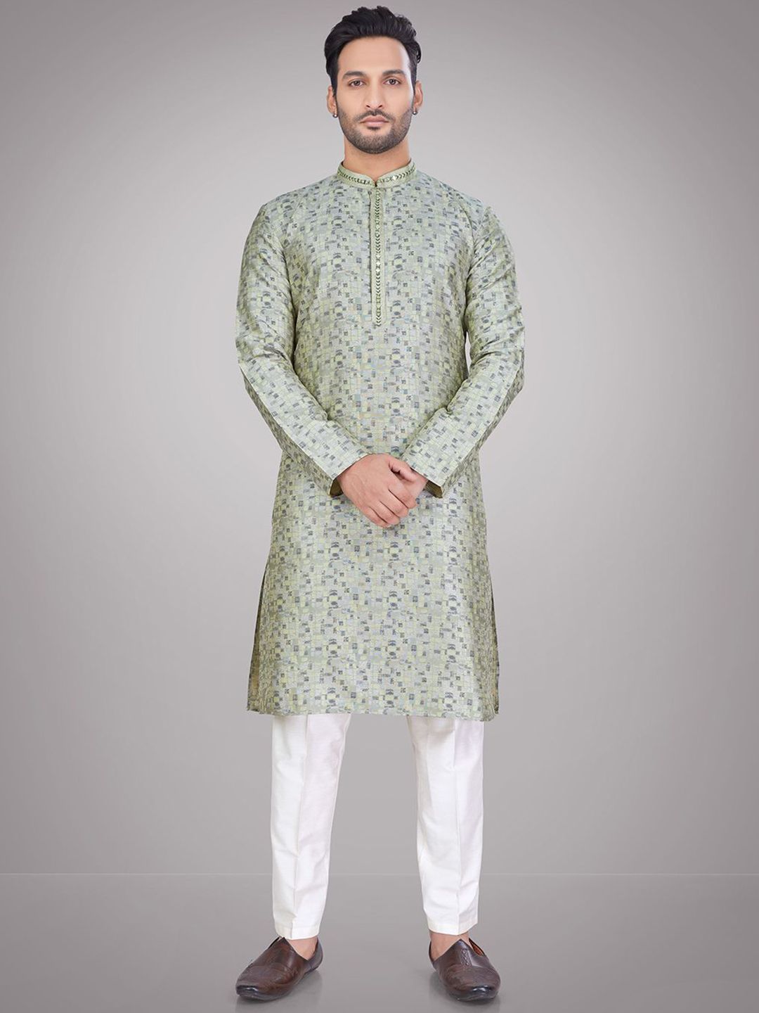 Men Abstract Printed Mandarin Collar Kurta Set
