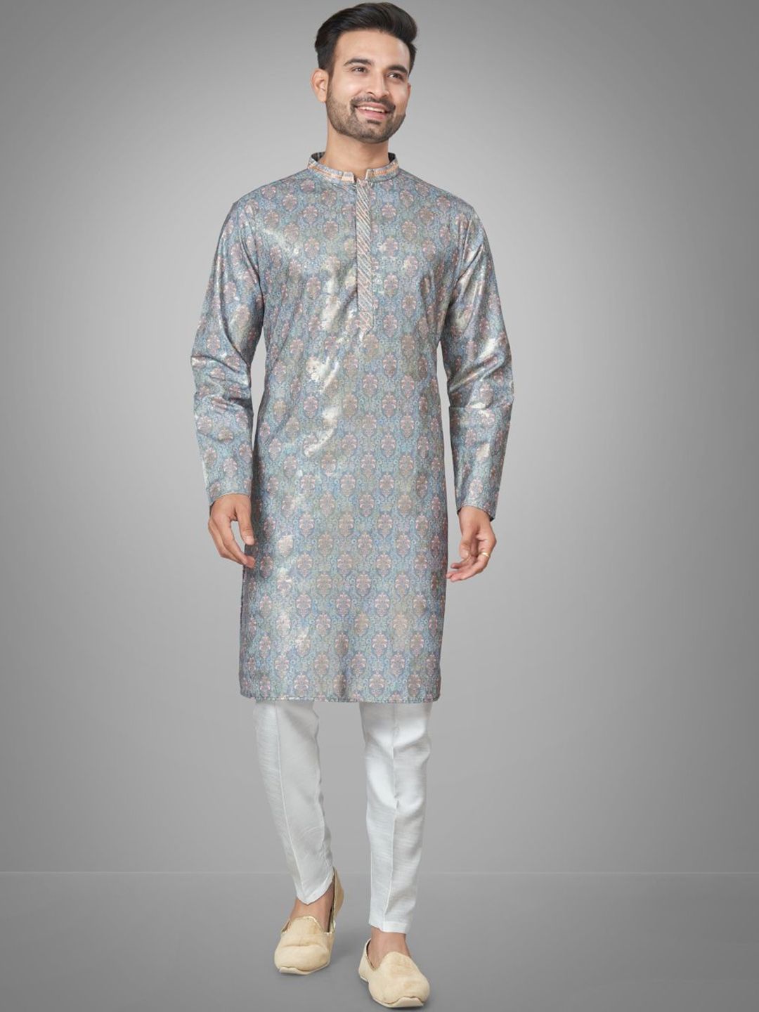 Ethnic Motifs Printed Straight Kurta & Pyjamas